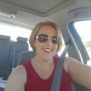 Meet your Posher, Sherri